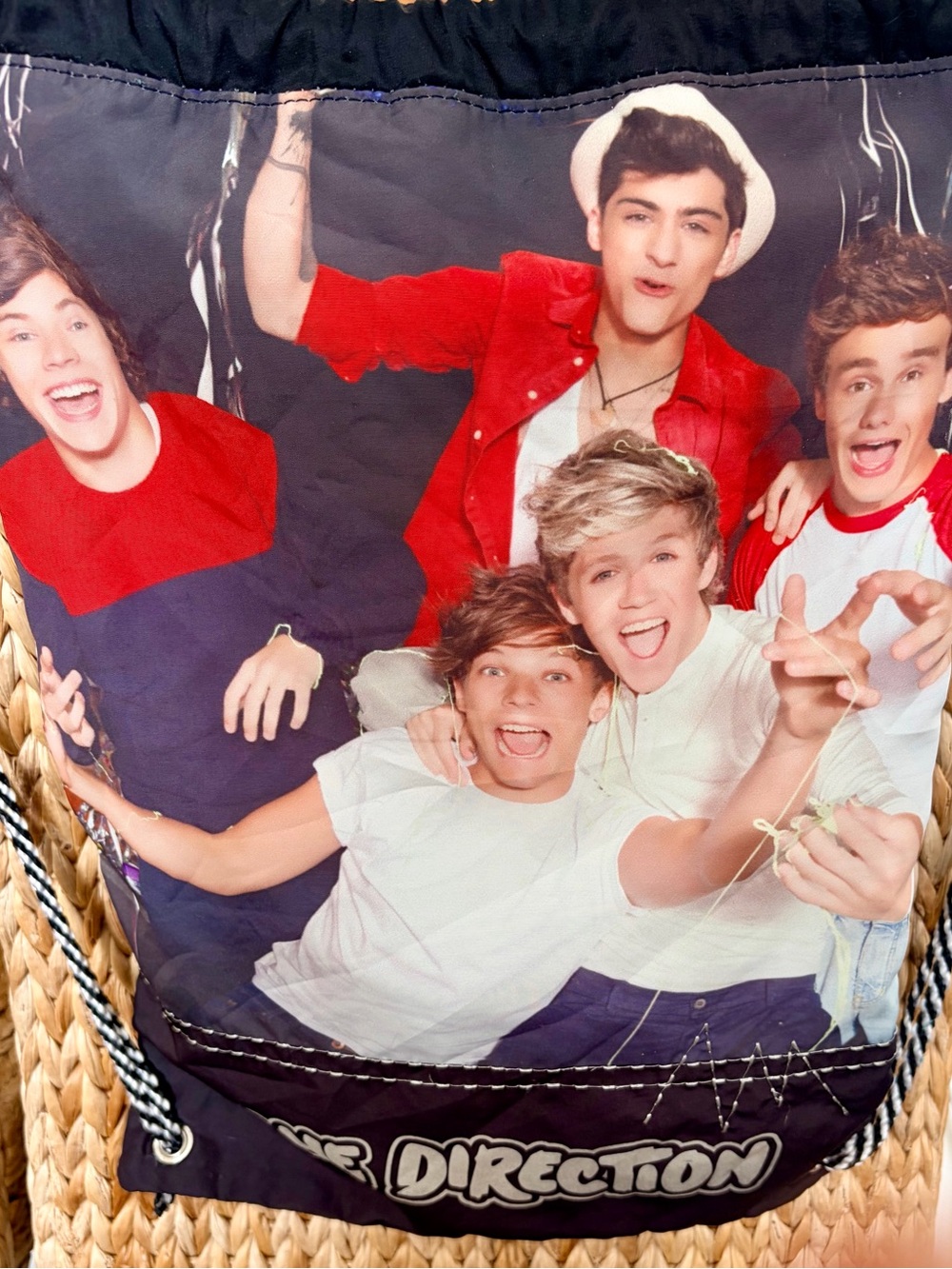 1D One Direction Drawstring Backpack - Picture 2 of 6